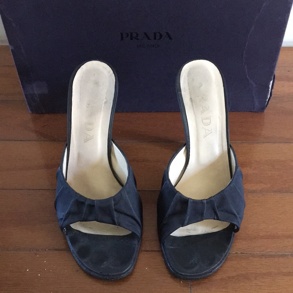 Authentic PRADA Heels. Sz. 37. Black w/Yellow Heel